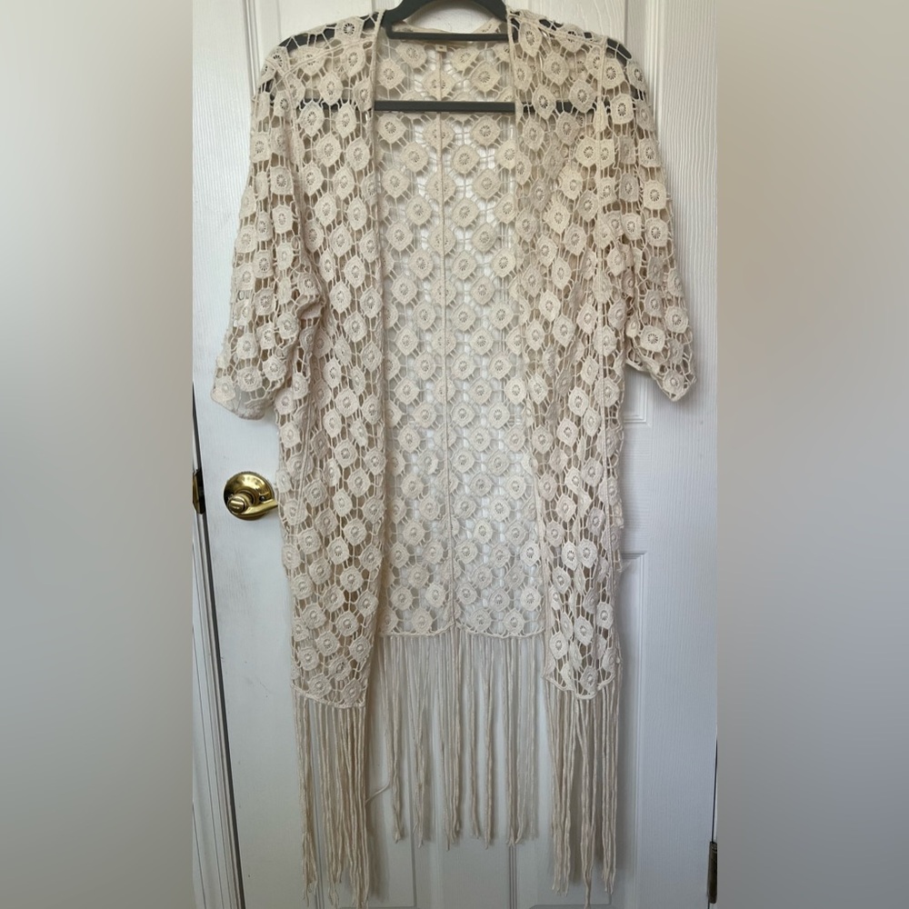 Rebellion intricate design crochet & fringed beach pool cover-up Sz M ivory